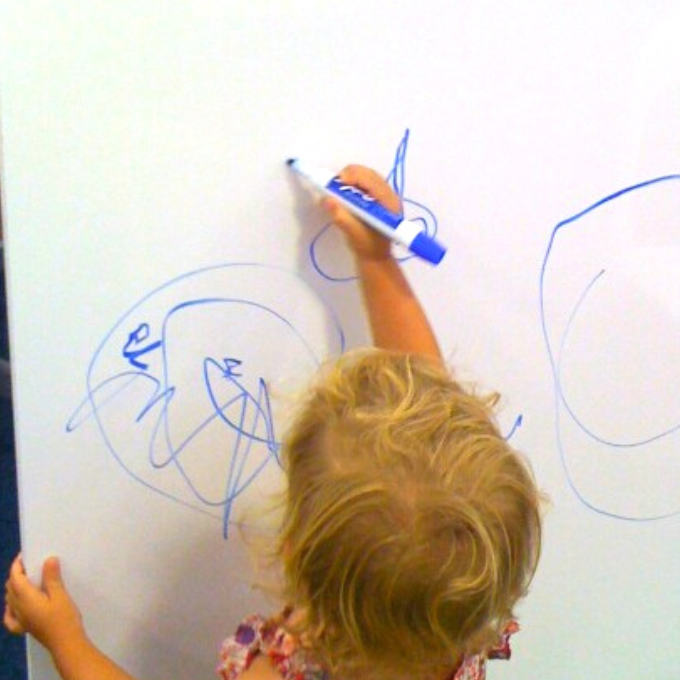 Crayola's Dry Erase Wall Paint Is So Incredibly Creative (& Clean!)