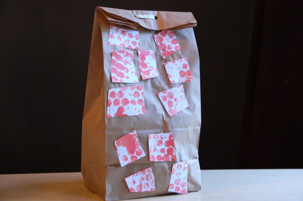 Bubble Print Lunch Bag - TinkerLab