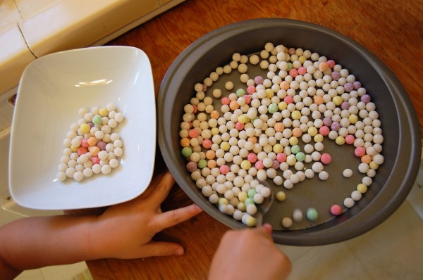 sensory play with tapioca pearls