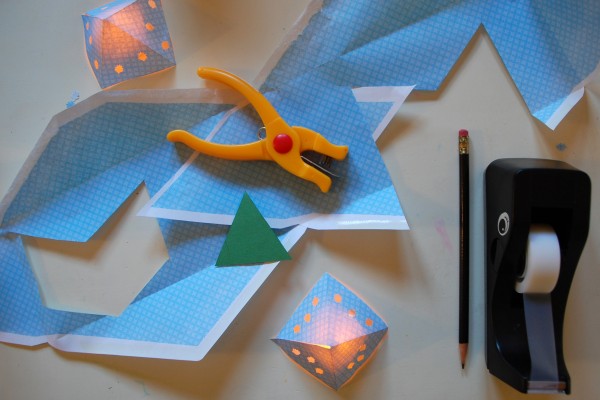 how to make paper lanterns