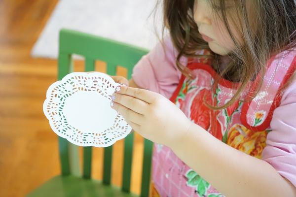 Easy Watercolor and Doily Art | TinkerLab